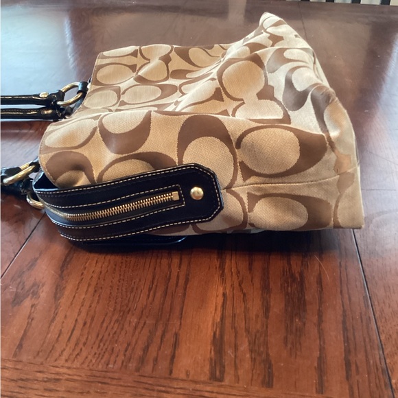 Coach Bag - Picture 9 of 16